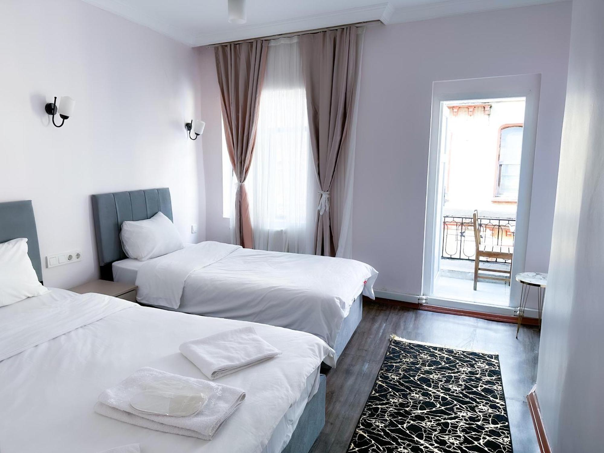 Tanya Apartment Istanbul Bagian luar foto